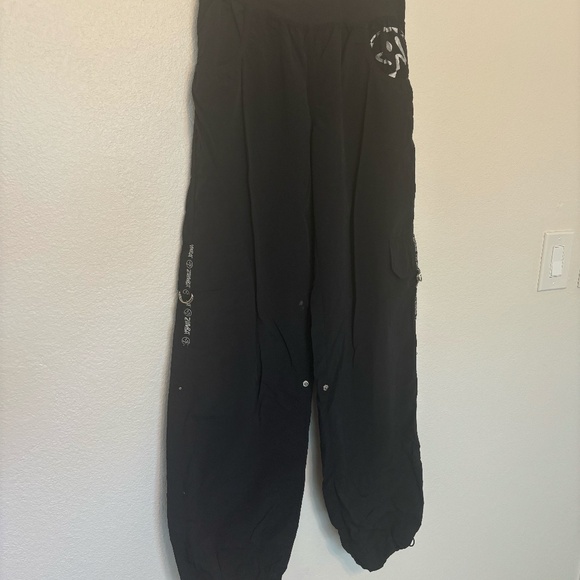 Vintage ZUMBA Black Cargo Pants - Picture 1 of 10